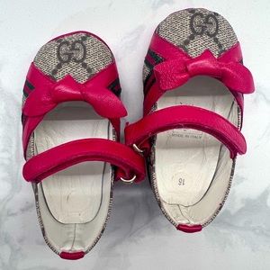Gucci baby crib shoes 0-6 mo